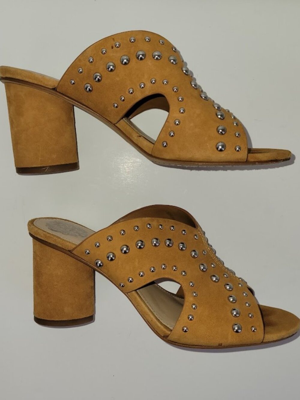 Vince Camuto Mule Sandal Chunky Heel Tan Suede W/Studded Accent Women’s Size 6.5 - Picture 7 of 11